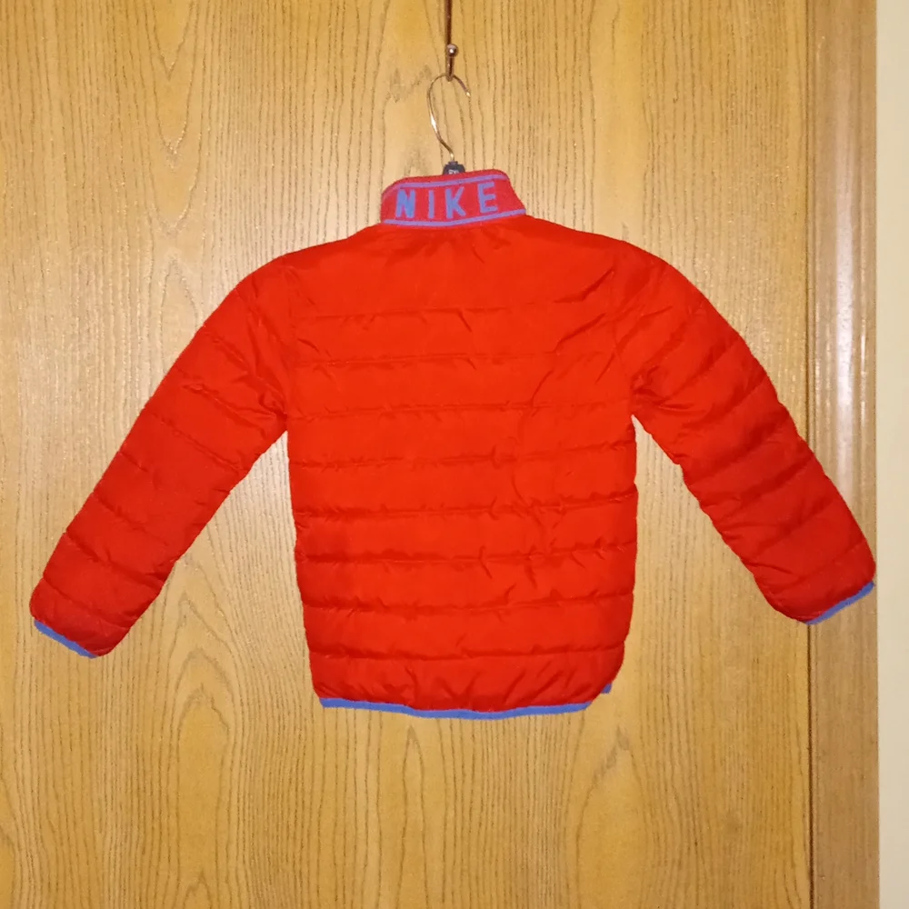 ReD/Blue "NIKE" Puffer jacket SIZE: XS kids @**SEE PICS** LIKE 🆕 *NO HOOD* - Picture 3 of 8